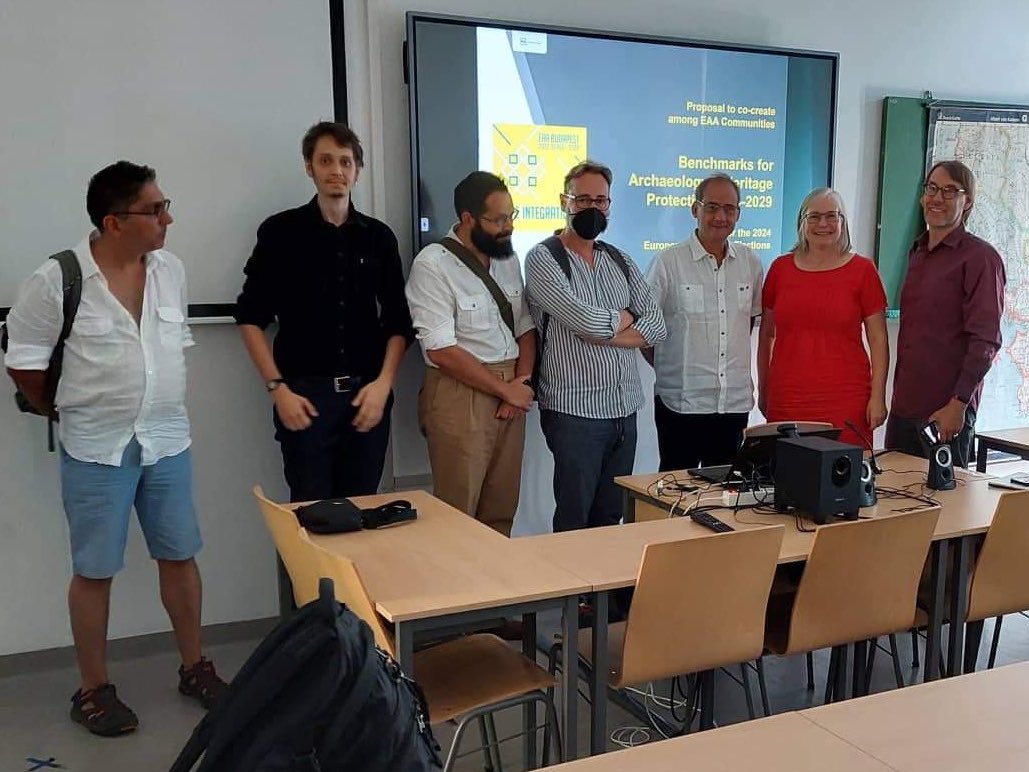 EAA_PSC's tweet photo. EU 2024 #ElectionBenchmarks project

The project core team in #Budapest #EAA2022 with Italy, Switzerland, Spain, Netherlands, France

Do you want to join to represent your country, contact us at politicalstrategies.eaa@gmail.com https://t.co/WtpYEP00gf