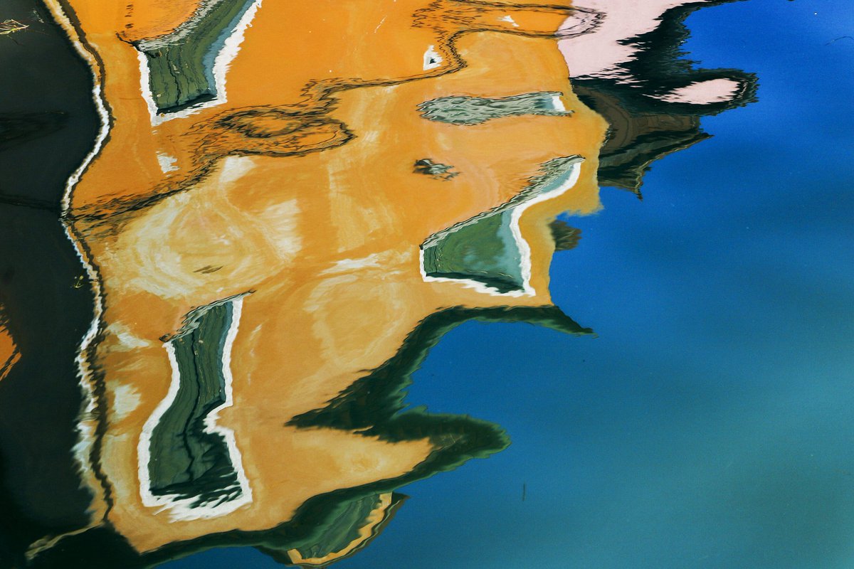 naccaridavide's tweet photo. Good Mornig people.
#Reflection #HouseParty #OrangeLine #abstractpainting #watercolorpainting @TurismoVeneto @viaggiandolo @voitg_net https://t.co/PXOt1Wk9FN