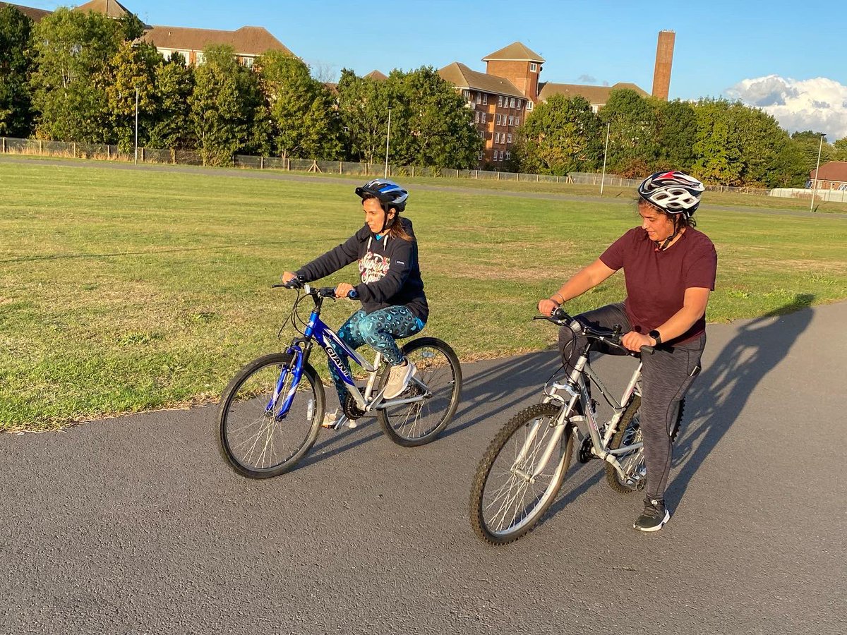MinibikersUk's tweet photo. 🚴‍♀️🚴‍♂️ Yesterday we taught more adults how to ride a bike 👍🚴‍♂️🚴‍♀️ Amazing achievement by all participants 👏👏👏 
@MinibikersUk @CyclingUK_EMids @WeAreCyclingUK #learntocycle #learntoride #adultcycyling #bikeability #cycling #cyclecoaching #letthejourneybegin  @RideLeicester https://t.co/2i2SJdDp0x