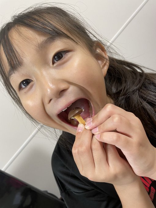 Twitterのコスプレ画像32