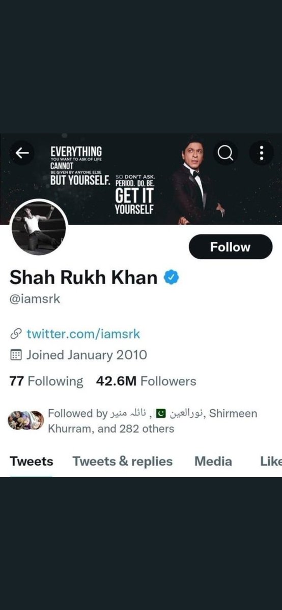 Mughal2134's tweet photo. یہ بالی وڈ اداکار شارخ خان ہیں ان کے فالور 42.6 ملین ہیں اور مقبول کتنے ہیں بتانے کی ضرورت نہیں لیکن ان کے بیٹے پر مقدمہ چلا تو انڈین جج کو شاید پتا نہیں تھا کے جو مقبول ہو کچھ بھی کر سکتا اس نے بیٹے کو مہینوں جیل میں ڈالے رکھا ہینڈسم بھی زیادہ ہیں 
#اطہر_کا_دوہرا_انصاف https://t.co/4FmUyzCIvS