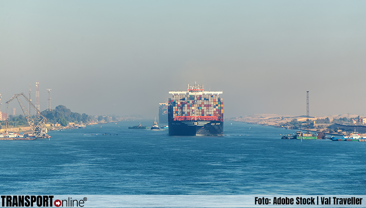 transportonline's tweet photo. Suezkanaal even geblokkeerd geweest door vastgelopen olietanker Affinity V [+foto's]

Lees meer: https://t.co/k1M4GD3XAt

#AffinityV #SuezChannel #Suezkanaal #ship https://t.co/y4LEpzqLE0