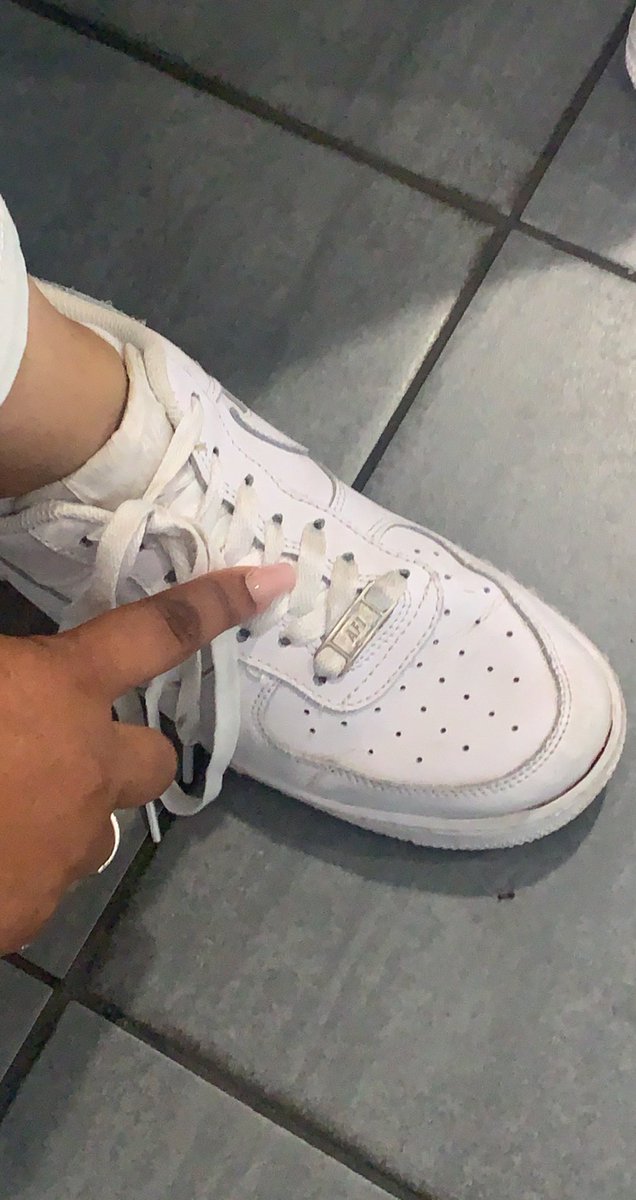 Une paire une anomalie !!!