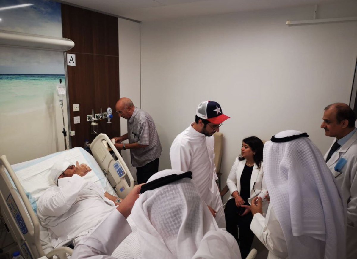 Altajdednews's tweet photo. ▪️ الوزيرة د. رنا الفارس تزور وتطمئن على موظفي بلدية الكويت المصابين في حادث مروري أثناء تأدية عملهم فجر أمس.

#الكويت 
@Rana_AlFares 
@kuwmun
 #انتخابات_مجلس_الامه_2022 
#صباح_الخيرᅠ 
#صباح_الخير 
#امة_2022 https://t.co/zCE6bT5k1t