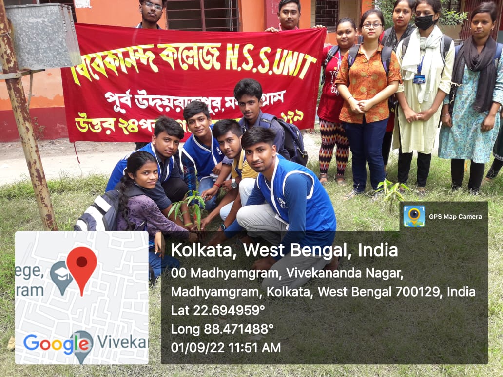 VIVEKANANDACOLG's tweet photo. #Tree_Plantation_Programme organized by Vivekananda College, Madhyamgram NSS Unit in collaboration with Rakhi Dam Memorial Trust NGO organization on 01/09/2022
@TSG42071957 @ugc_india @EduMinOfIndia https://t.co/RAVecIsXuI