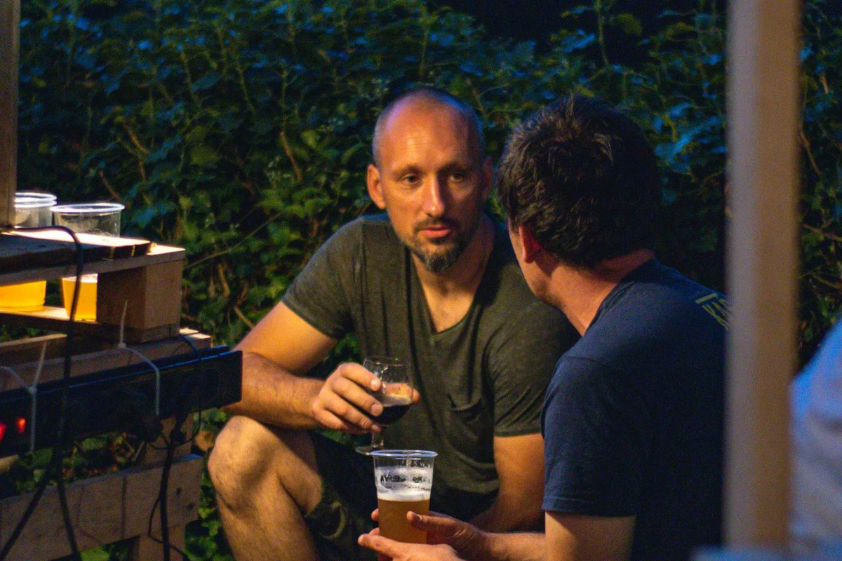 ZminjCroatia's tweet photo. Žminj Craft Beer Festival 2. - 3.9.2022.
Zad kaštela

🍻2 dana 
🍻10 craft pivara
🍻preko 30 vrsta craft piva
🎸 Belfast food &amp; TTRT band https://t.co/9Ccgk7rBhn