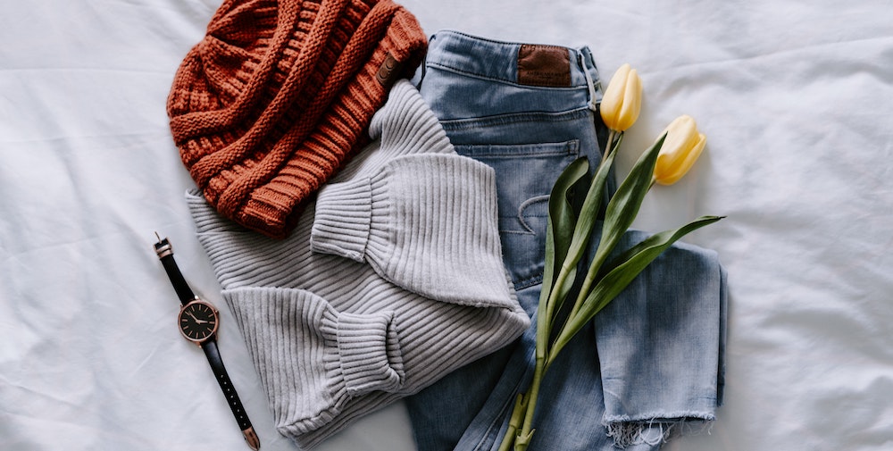FashionDataCorp's tweet photo. 👗 @OneSecondApp, le "Shazam" de la seconde main 
Une #app qui permet de retrouver et d'acheter de la #mode de #secondemain facilement, grâce à la reconnaissance visuelle 

https://t.co/BxJRQooi4g par @bymaddyness

#ModeCirculaire #ModeDurable #Fashion #techforgood #IA https://t.co/Y3S5oH40cJ