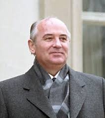 MoghaluKingsley's tweet photo. Many on this street are too young to fully understand the historical significance of Mikhail Gorbachev, the last leader of the Soviet Union, who passed away yesterday. I’m not surprised that the Russian Government has indicated that he will not be given a state funeral. https://t.co/RrI2WFE1ax
