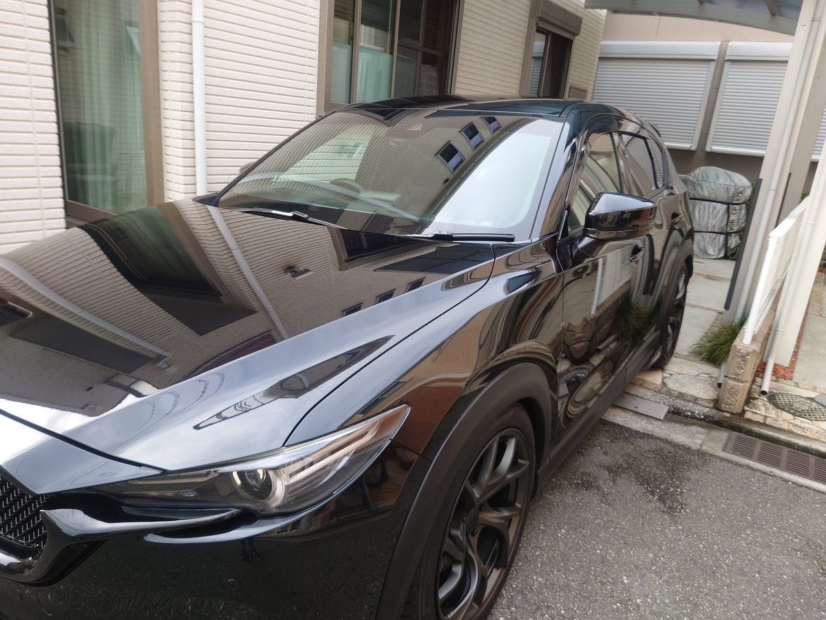 cx5black's tweet photo. 雨の高速走行後。風の流れが乱れるリア周り以外全く汚れてない🧐
恐るべし西日本ケミカルBeautyF&GDL-01👍
#西日本ケミカル
#999ef
#beautyF
#GDL01 https://t.co/0Z7jwsUToA