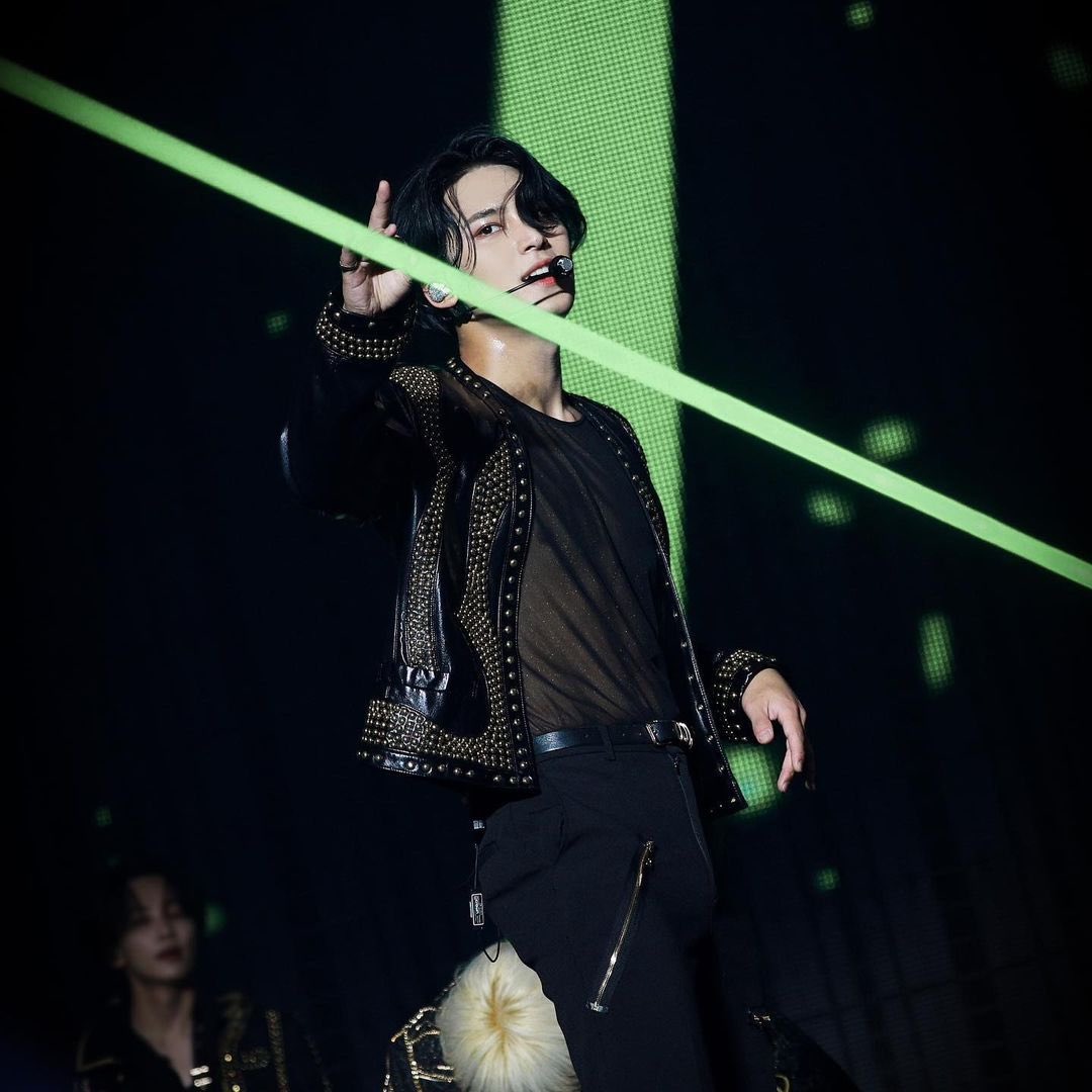 minkuio's tweet photo. It's wonderful to be able to express one viewpoint at the concert in Atlanta. My name and the other members' names were yelled out loud by Carat. This ambiance appeals to me much. https://t.co/6MJ6wnFjyk