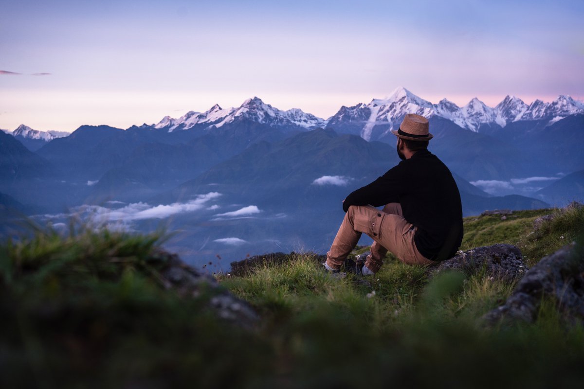 gostopsofficial's tweet photo. Mentally I am here 😍

📍Kasar Devi, Uttarakhand 

#mentallyiamhere #beautifuldestinations #travelwithus #travelwithme #goSTOPS #Himalayanview #ThursdayThoughts https://t.co/sk6LZLEDp2