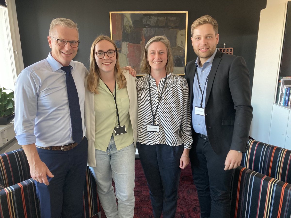 Tak for et godt møde til <a href="/ChristineRLund/">Christine Ravn Lund</a> og <a href="/DUF/">ボカズ</a>. Og for at minde mig om, at vi også fremover skal lave udvikling for og med unge i et meningsfuldt samarbejde #dkpol #dkaid