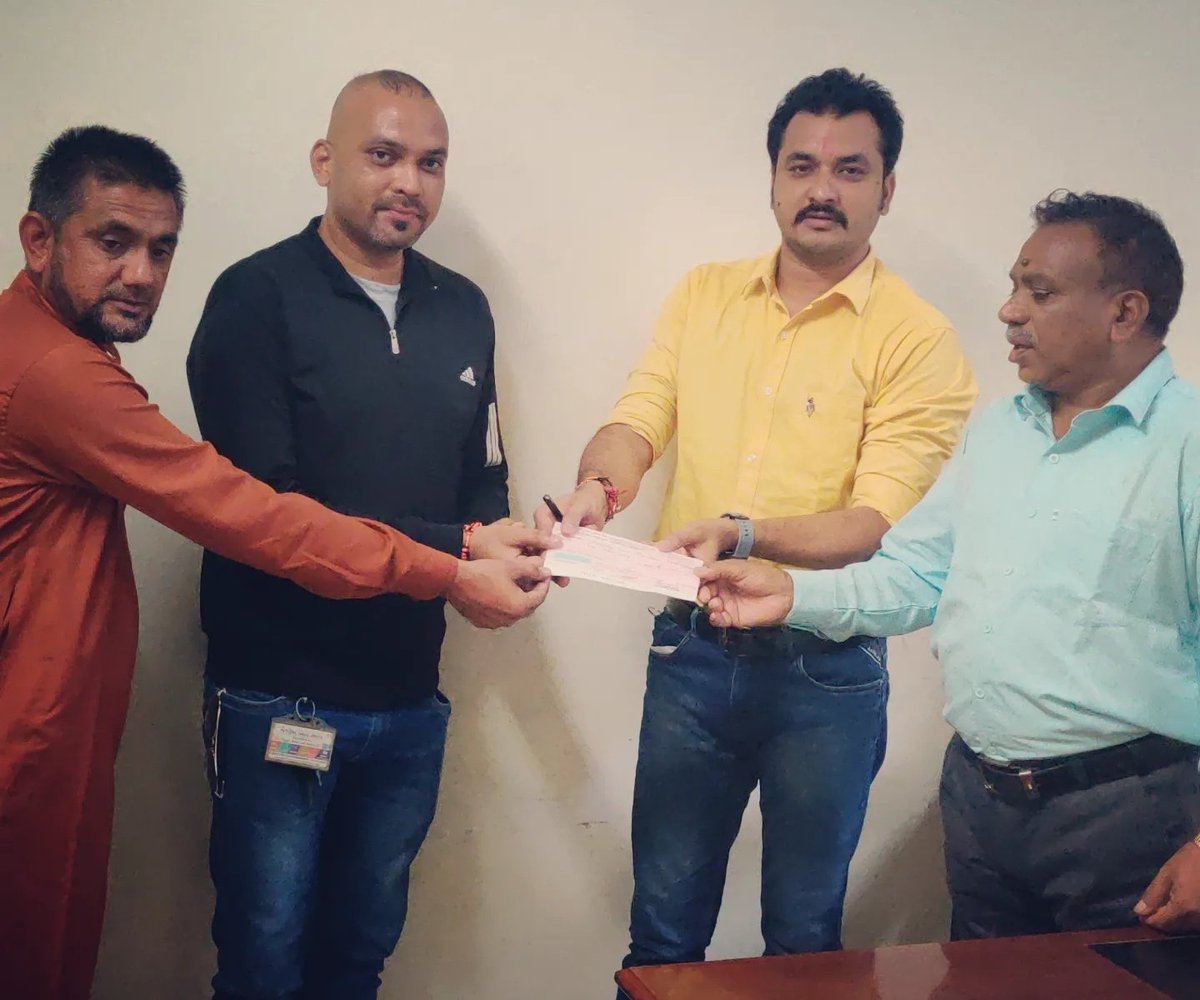 શહેરી આજીવિકા કેન્દ્ર દેવગઢ બારીઆ નગરપાલિકા ખાતે ગુજરાત અર્બન લાઈવલીહૂડના SEP- I ઘટક હેઠળ અરજદારશ્રી સુરેન્દ્રનાથ સિસોદિયાને ફનિચર ના ધંધા રોજગાર માટે બે લાખ લોન આપવામાં આવી <a href="/PMOIndia/">PMO India</a> <a href="/CMOGuj/">CMO Gujarat</a> <a href="/DirectorGULM/">Mission Director, GULM</a> <a href="/gulmgujarat/">GULM</a> <a href="/rcmvadodara/">Regional Commissioner Of Municipalities, Vadodara</a> <a href="/dahod_collector/">Collector Dahod</a> <a href="/DahodDdo/">DDO Dahod</a> <a href="/office_sdm/">SDM DevgadhBaria & ERO-134</a>