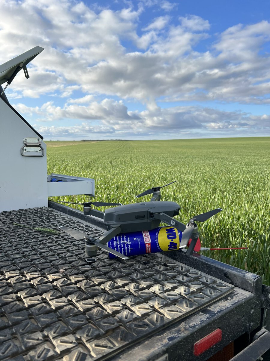 AfMcEvoy's tweet photo. Bit busy out spraying for rust https://t.co/NBc3YLJyYx