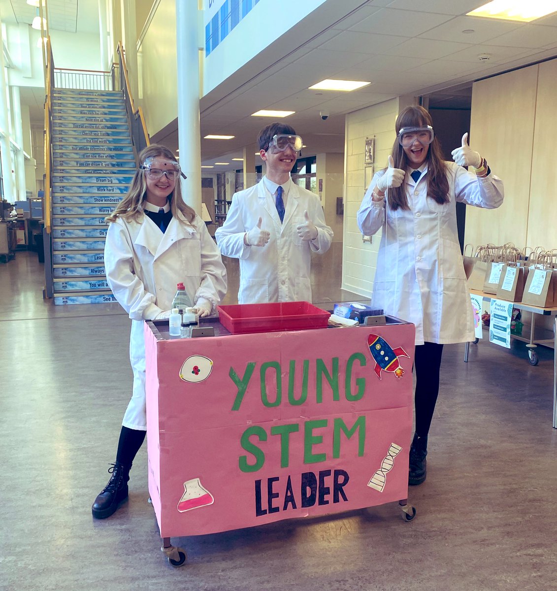 Our Young Stem Leaders ready to demo an experiment at last nights junior awards ceremony. They presented in front of a huge crowd of family and friends of <a href="/KirkintillochHS/">KHS</a>. Well done!! 🤩🧪🧑‍🔬