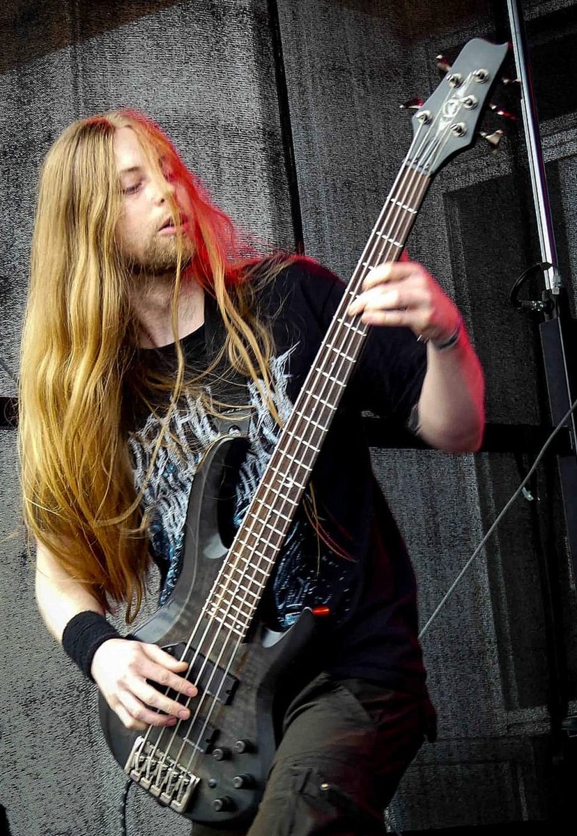 PROFANITY_blast's tweet photo. Clemens Maik on stage with Profanity at Deathfeast Open Air 2022
🤘🤘🤘🤘
Thanx a lot to Mardya Larose for this picture 😉🤘
#profanitydeathmetal
#fragmentsofsolace
#technicaldeathmetal
#glockenklang https://t.co/VbzZHXm2Tp