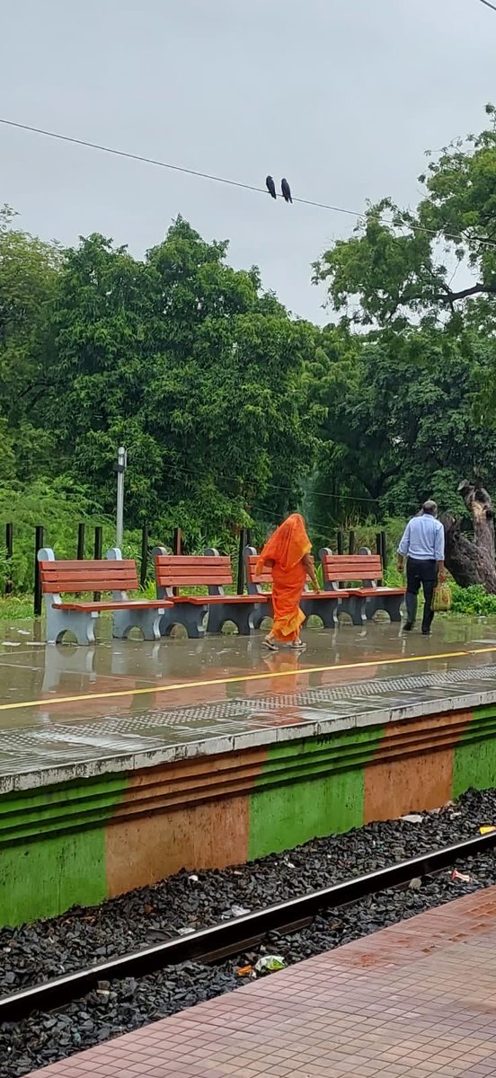 Madhumathi_Inks's tweet photo. Chennaiyil oru Mazhai naaL...
Weather today, is so beautiful from the morning... 🥲🧿

#ChennaiRains #Rain #Pluviophile #photography #Nature #Tea #AllThingsTea #AllThingsChennai #AllThingsRain @ChennaiRains #RainPhotography #TrainJourney #ChennaiTrains https://t.co/lmlgoQHNcR