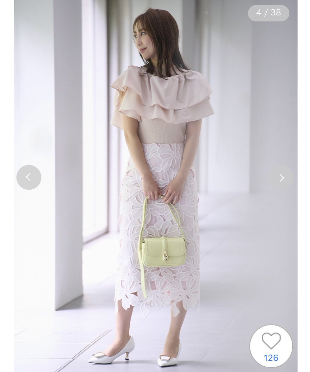 hoshi_seri's tweet photo. PDファッショナブルフェミニンの方に着て欲しいスカートをCELFORDで見つけてしまった…！
リボンのレーススカートなんて珍しい✨
直線曲線どちらも感じる柄で、ラインはタイトなのでPDファッショナブルロマンスの方も似合いそうですね☺️
#PDファッショナブル #PDフェミニン https://t.co/qzM5LzVdTZ
