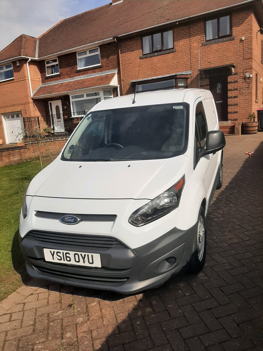 rossseddon's tweet photo. New van delivery been put back to 24th October 👎 anyone know anyone interested in buying a Ford Connect van end of October/November then message me for details. Be around 90k on the clock at that point. https://t.co/ZSz4OaXxwT