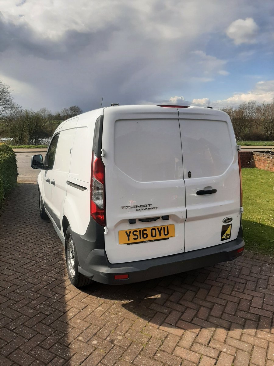 rossseddon's tweet photo. New van delivery been put back to 24th October 👎 anyone know anyone interested in buying a Ford Connect van end of October/November then message me for details. Be around 90k on the clock at that point. https://t.co/ZSz4OaXxwT