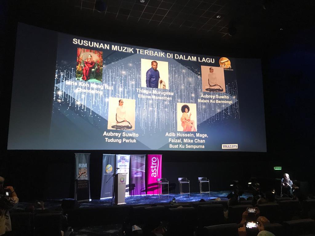 bihzhu's tweet photo. HOMG! First ever AIM nomination!!!
Best arrangement for #Chendering by @Fookizm
I’m kinda over the moon 😍
Big thanks to @juwitasuwito who texted me a day before the deadline to submit my song.
Aaaaaaaaaaaa https://t.co/mcS4Yhe39I
