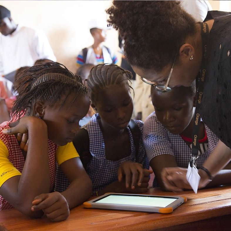 Le #WikiChallenge est notre concours de publications numériques ouvert aux écoliers de 9 pays africains. 
Il met en valeur les richesses méconnues des cultures d’#Afrique racontées par les enfants.
Découvrez dans ce #Thread toutes leurs histoires👇

<a href="/vikidiafr/">Vikidia</a>