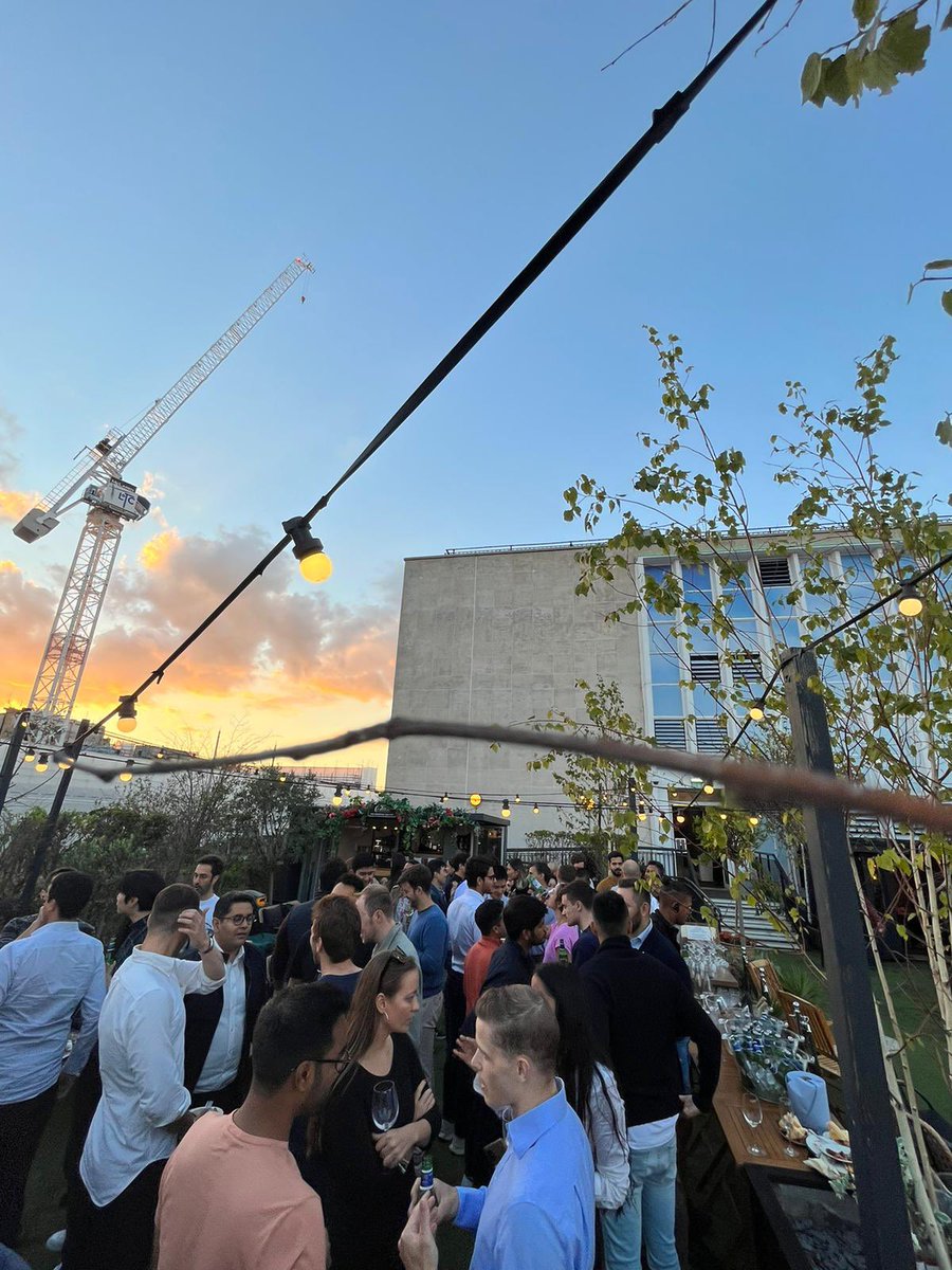 LBSInvestor's tweet photo. Kicking off the new season: Yesterday, we held a (sold-out!) VC Summer Social with students &amp; alumni ⭐️ Students landed VC roles, startups got funded, VCs found LPs… JK, but everyone did get a step closer to their goals 🙌🏼 Thank you to 80+ people who attended - Stay tuned! https://t.co/ZKXlbg4T5a