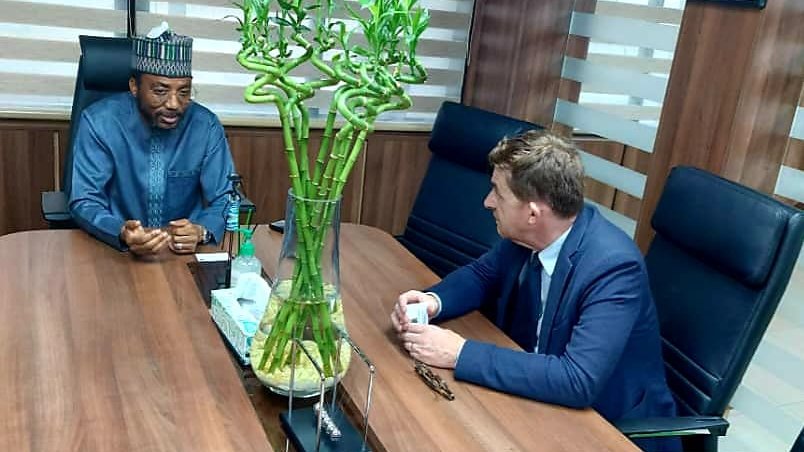 EUWeCAPS's tweet photo. [#Nigeria 🇳🇬] New #WeCAPS mission in #Lagos 
➡️Meetings between WeCAPS experts &amp; @nigerianports, @MohdBelloKoko and @nimasaofficial 
➡️Launch of the first activity in the country with training for 20 people from the #safety and intervention department of the 3 #ports of Lagos https://t.co/McptKxEFK2