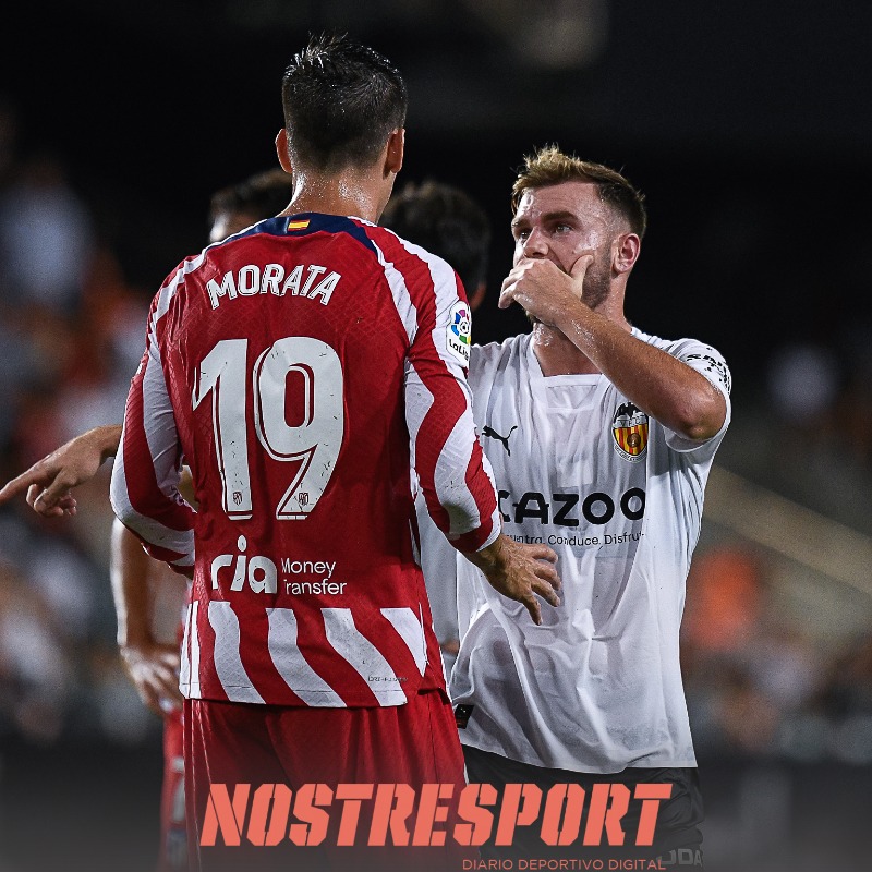 Nostresport's tweet photo. #ValenciaAtleti 

⚽️ Fotogalería del Valencia CF 0-1 Atlético de Madrid

🔗 Fotogalería completa aquí https://t.co/UDQMdMcpRK

📸 Fotos de @RubensPhoto