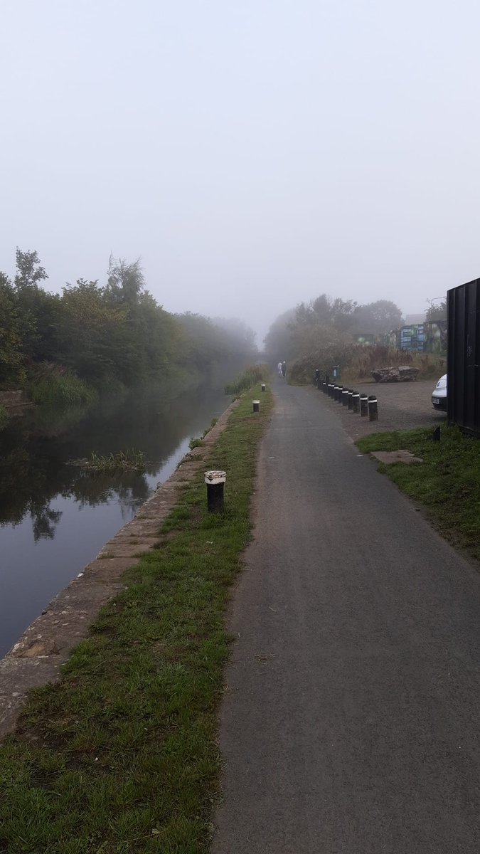 Nice morning to be out and about on the union canal