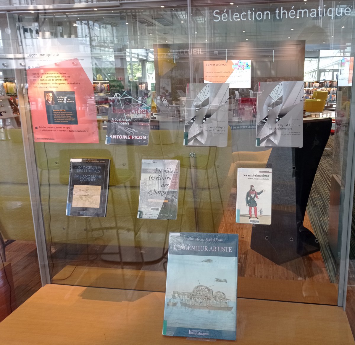 BibdesPonts's tweet photo. 📚Chère communauté de l'@EcoledesPonts, pour compléter la leçon inaugurale d'Antoine Picon de ce matin, #LaSource vous a préparé une sélection d'ouvrages à découvrir en vitrine et sur notre #portaildocumentaire (sur authentification) ➡️https://t.co/1hOkFppXeA. Bonne lecture ! https://t.co/EnOT4nreZw
