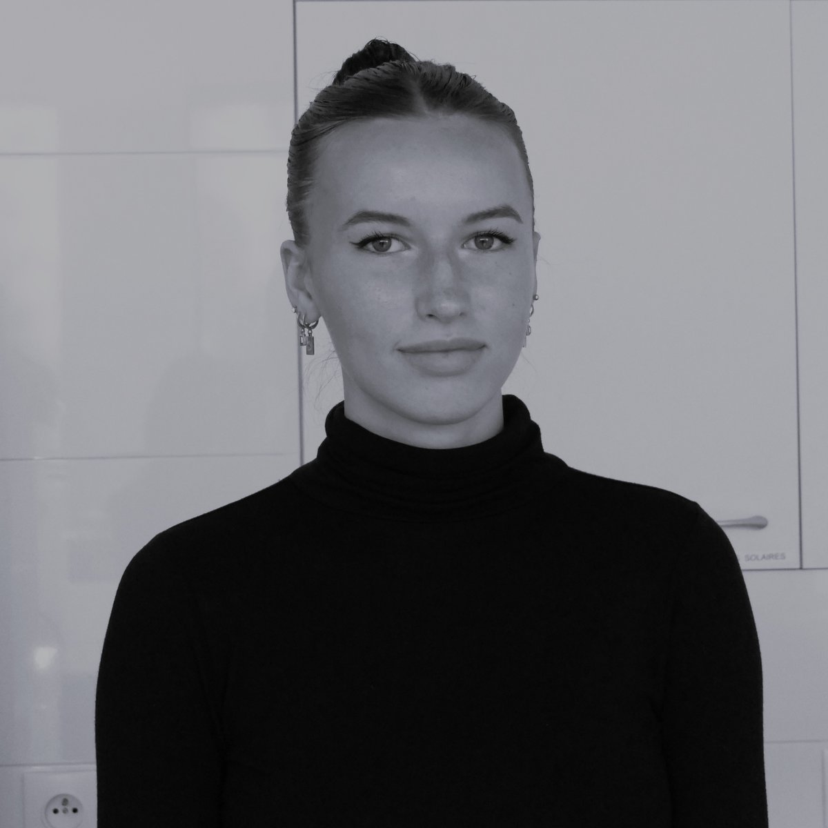 centreWENEOS's tweet image. [Apprenticeship at HelioScreen Cosmetic Science]☀️🧴

We are pleased to announce the arrival of our new recruit, Célia, who will support the commercial department.☀️

Welcome in our team Célia! ☀️🧴

#invitrotesting #invitro #cosmetic #science #infrared #bluelight #sunprotection