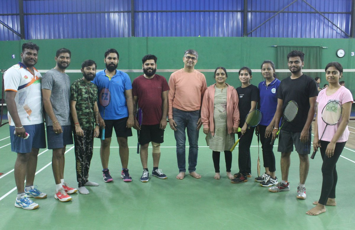 tarentogroup's tweet photo. Four categories. 33 high-energy matches. And the smashing #TarentoBadmintonChampionship 2022 ended on a high note!
  
Sharing the Glimpses from Saturday’s action-packed Game!

#BadmintonTournament #Badminton #LifeAtTarento #Tarento #SportsEvent #Corporatetournament #TarentoIndia https://t.co/o9ggaHSexi