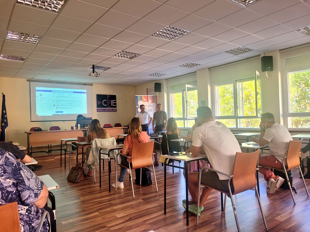 ¡Comenzamos! Los Mentores Digitales <a href="/CDE_Valladolid/">Mentores Tecnológicos VA</a> estamos preparados para desarrollar la competencia digital docente en el curso 2022-2023. #CompDigEdu_CyL
<a href="/cfievalladolid/">CFIE VALLADOLID</a> <a href="/educacyl/">Educación JCyL</a>