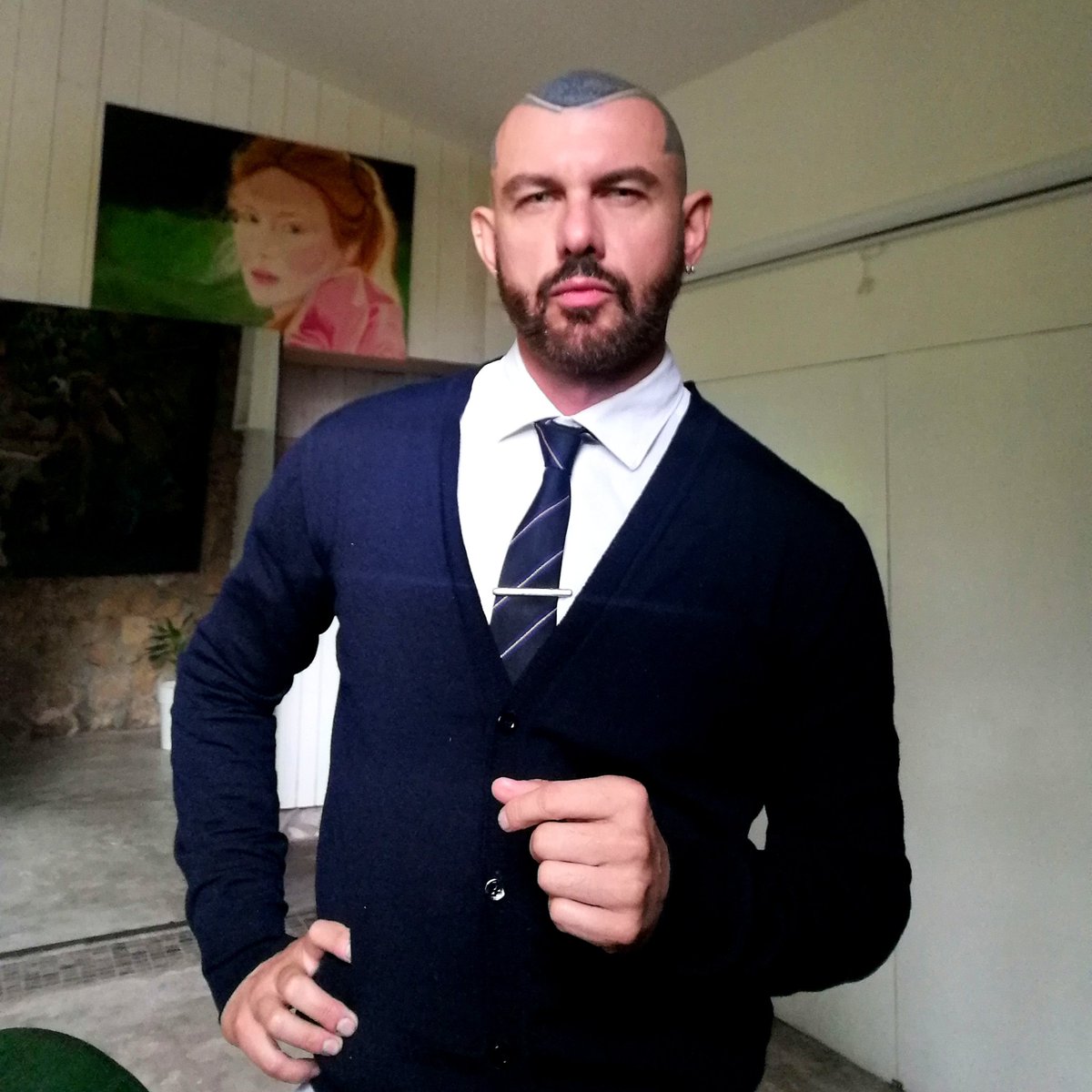 StarsPusher's tweet photo. Crooner #2022 #1settembre #myselfs #starspusher #music #art #crooner #fashion #dandy https://t.co/6Ez7hGXmjR