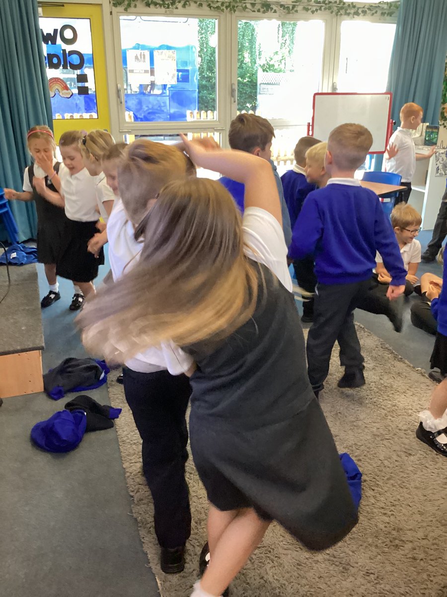 Owl Class tweet media