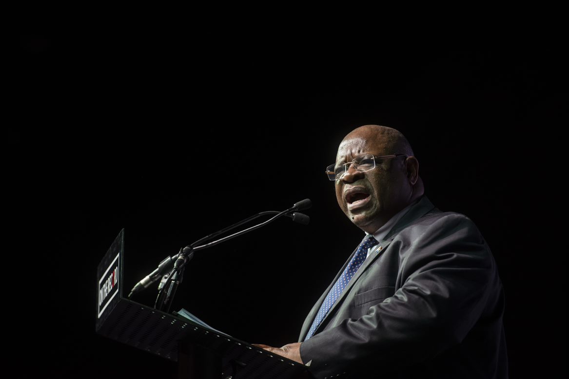 On Parliament's failure to prevent state capture, Zondo says: “Parliament had all the power to stop it, but it did not stop it because the majority party in Parliament did not want to stop it." He says he doubts Parliament would act differently. #News24OTR ow.ly/sjOb50Kxvie