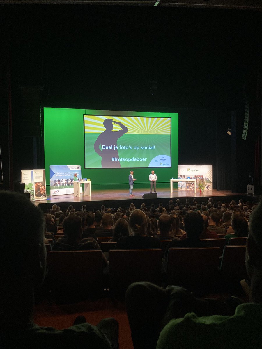 groot_HH's tweet photo. Dick Hordijk opent onze jongerendag in Apeldoorn, top programma, veel bezoekers!! #trotsopdeboer https://t.co/m8CKq0pwbC