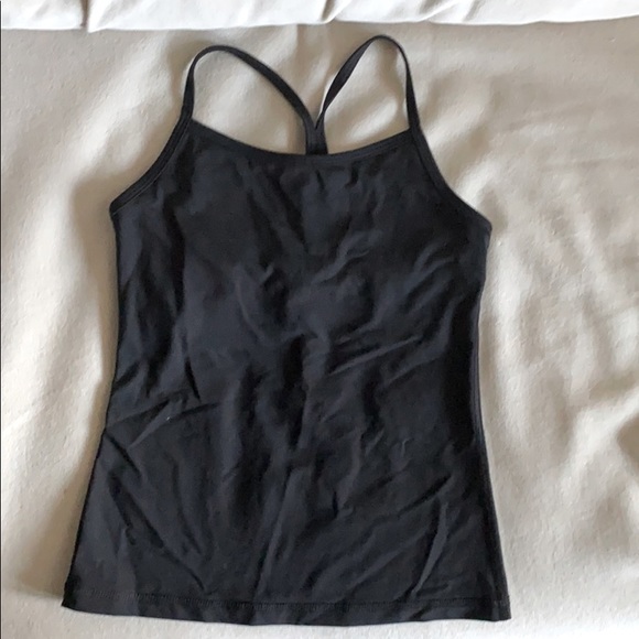 beautymerchco's tweet photo. So good I had to share! Check out all the items I'm loving on @Poshmarkapp #poshmark #fashion #style #shopmycloset #tripleflip #levis: https://t.co/XHRmsjpoyf https://t.co/iNV8jnmiN7