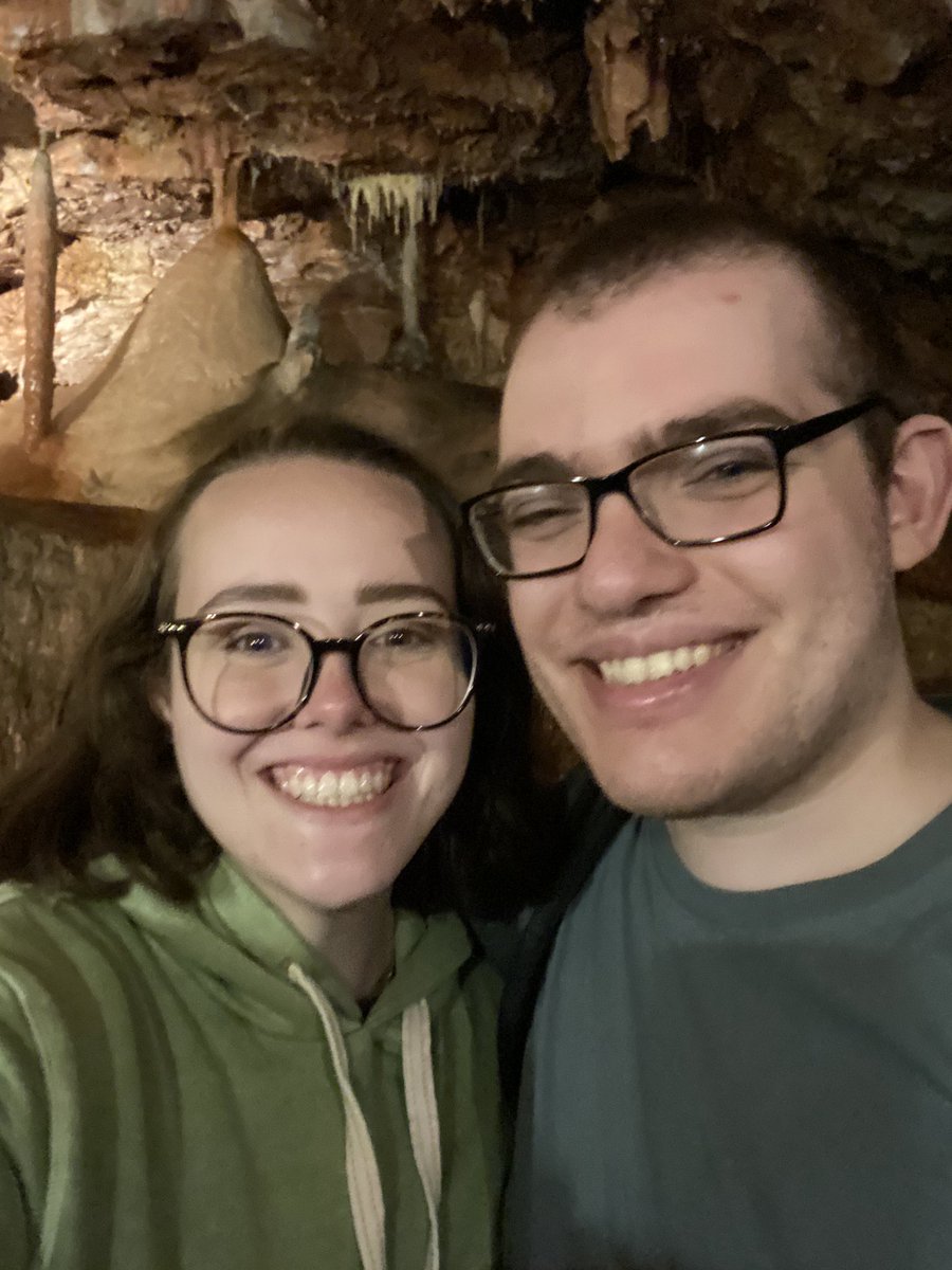 mashaxo_'s tweet photo. Pure joy in a prehistoric cavern (: https://t.co/QtRRI07BSU