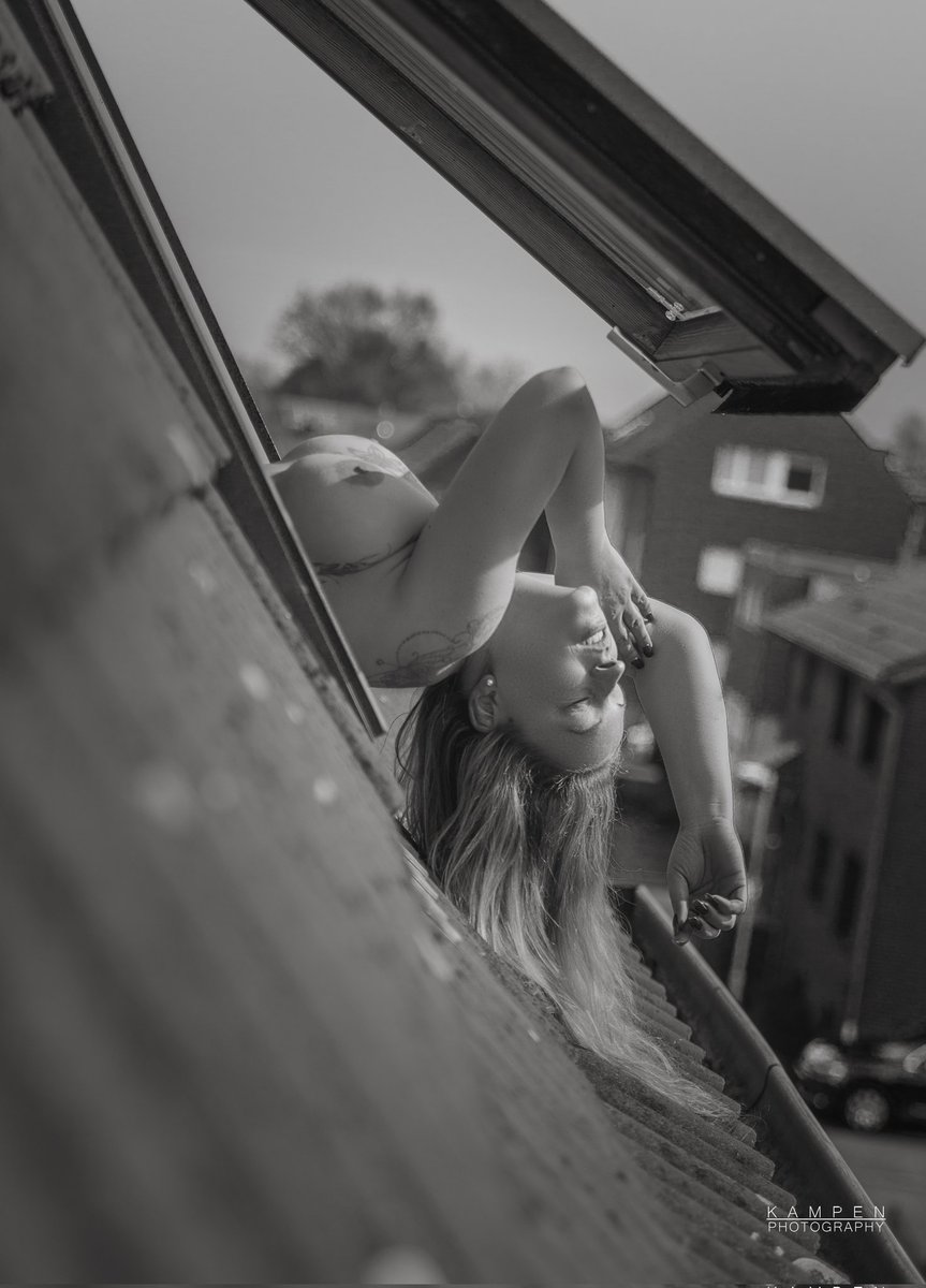 Kampen_Photo's tweet photo. Der Sommer ist die Zeit, in der es zu heiß ist, um all das zu tun,
wofür es im Winter zu kalt ist...

Summer is the time when it is too hot to do everything that is too cold in winter ...

Mark Twain

Danke, Tati...

#Sensitive #nude #tfp #akt #erotic #nudety #sensual_shot https://t.co/AN3aivKlxo