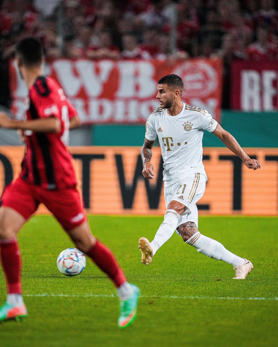 LucasHernandez's tweet photo. Next Round 👍🏽🔴⚪️ @FCBayern #TeamLH21 https://t.co/CULqwJcXBN
