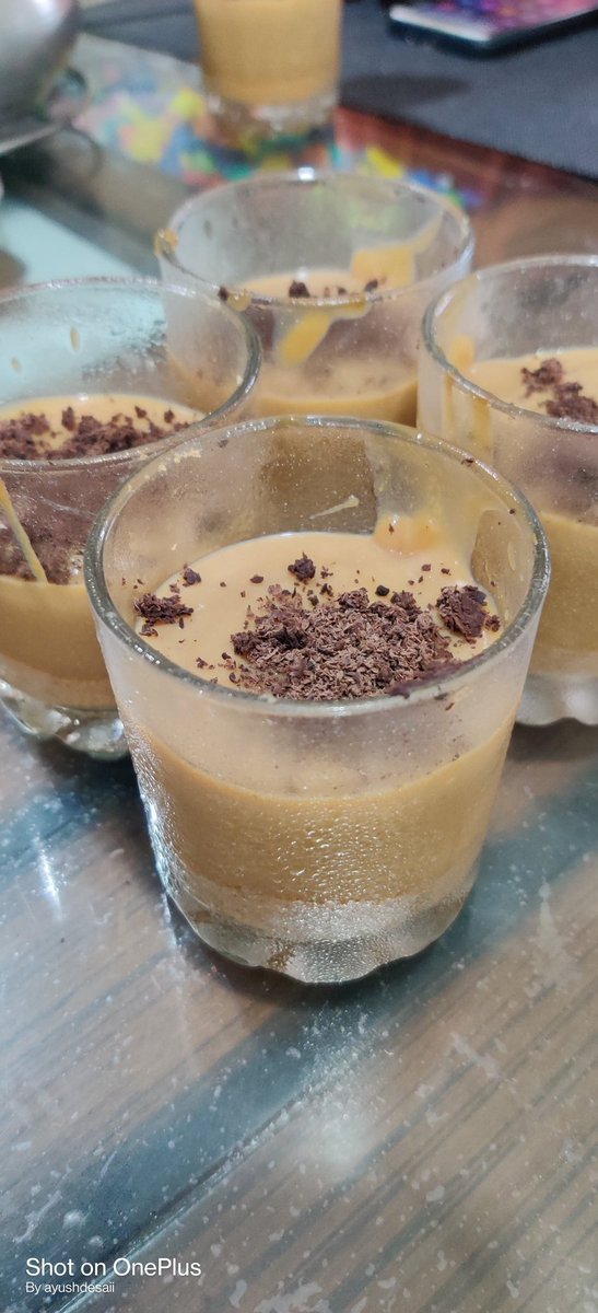 parthdave890's tweet photo. Coffee puding full recipe on YouTube 👇👇
https://t.co/RQXnXaWngs

Like share comment and subscribe on my channel

Follow me for more recipes

#foodie #food #coffee #coffeepuding #indianfood https://t.co/v5xWfoXc04