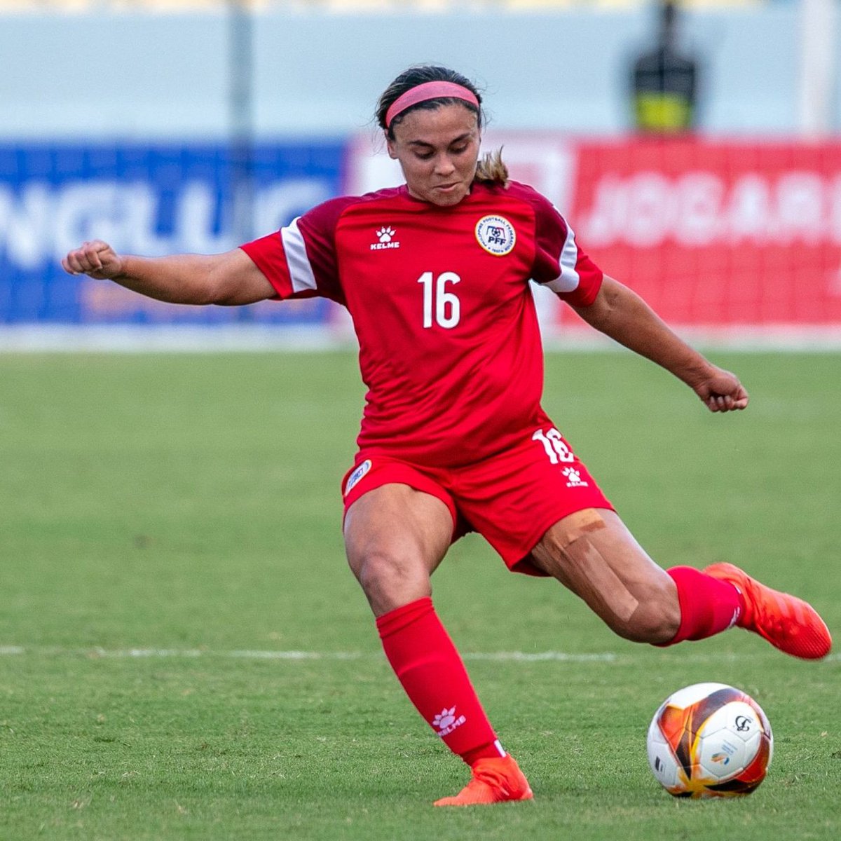 Neuzugang am #DeadlineDay: Sofia #Harrison wechselt zum SV #Werder.  🙌

Alle Infos zum Transfer der philippinischen Nationalspielerin 👉 svw.de/MoinSofia 

#Werderfrauen