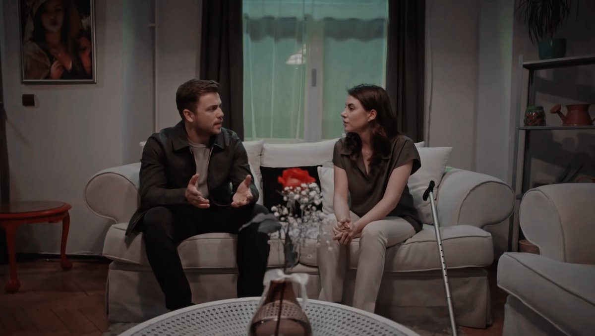 mesosh_'s tweet photo. Bazen aynı renkleri giyerlerdi 🥺, bu ince ve güzel detaylar sadece #YavDer'e aitti ♾️💗.
[ #TolgaSarıtaş // #DenizBaysal ] https://t.co/zSZKg9FBm6