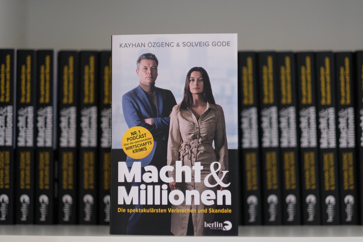berlinverlag's tweet image. Heute gibt's frischen #Lesestoff im Berlin Verlag: "Fremd" von Michel Friedman, "Macht &amp;amp; Millionen. Die spektakulärsten Verbrechen und Skandale" von @ZgencKayhan &amp;amp; @SolveigGode, "Hohe Berge" von Silke Stamm und "Was bleibt, ist die Freude" von Manuel Vilas ✨