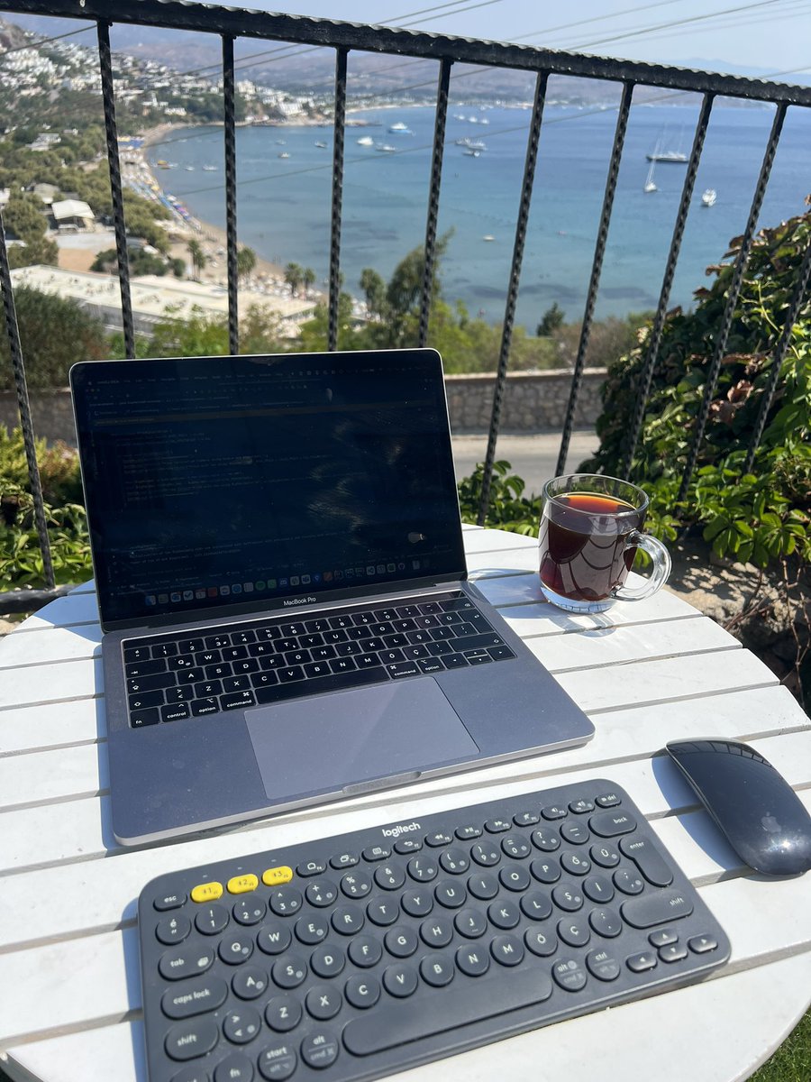 evrn_tan's tweet photo. Implementing this week #WeeklyJavaTips by just looking down over the Camel Beach with my cup of #Java &amp; with my #Java example code base open‼️

This photo is especially for you @Sharat_Chander, my friend ☕️💻☀️🏖💯👍🏻 https://t.co/ynN63hcbgs