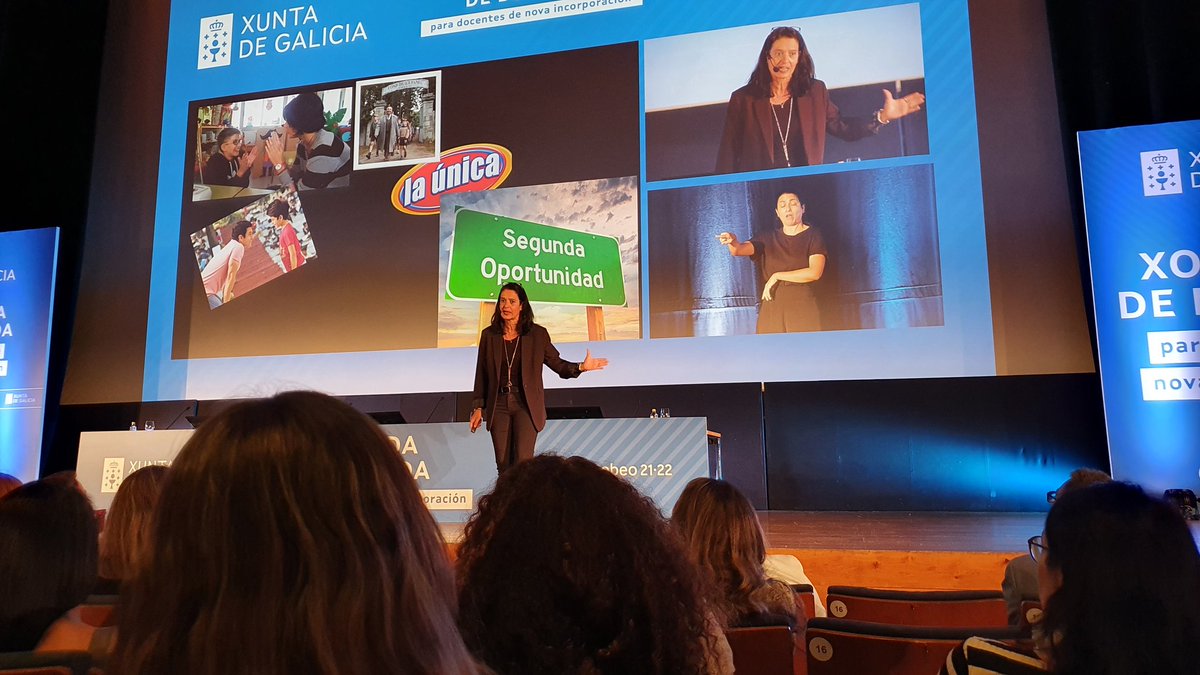 marserea's tweet photo. Mar Romera"Tu vas a ser la única segunda oportunidad de un niño" Xornada de Benvida para docentes de nova incorporación.
#docentes #novosdocentes https://t.co/d0Ijuh3zlO