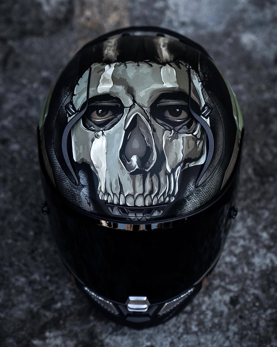 MAXXESS_France's tweet photo. 🚨ALERTE ÉDITION LIMITÉE🚨
Le #RPHA 11 Call of Duty Ghost est disponible chez #MAXXESS ! 💀
Ce casque arbore un graphique spécial représentant l'un des jeux vidéo les plus populaires au monde, #CallOfDuty 🔥
#HJC #HJCHelmets #CallOfDuty #ModernWarfare #ModernWarfare2 https://t.co/6VK21fkd91