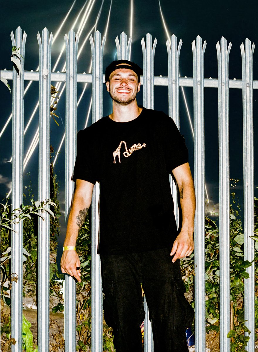 ClashMagazine's tweet photo. .@Lo5ive_ shares addictive house bubbler 'Matter Of Time' - an absolute pile driver, we reckon this could crossover to the charts, y'know...

https://t.co/EzxCzKlM9w https://t.co/p23tdFvazJ